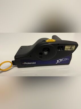 Vintage Polaroid Instant Camera - Portable Photo Device